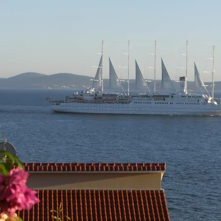Branko - 60m From The Beach